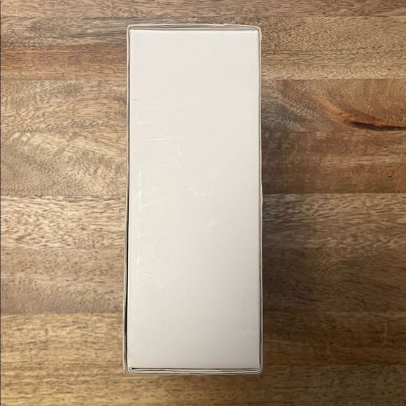 Apple AirPort Extreme Wireless Router MD031LL/A - Picture 5 of 7
